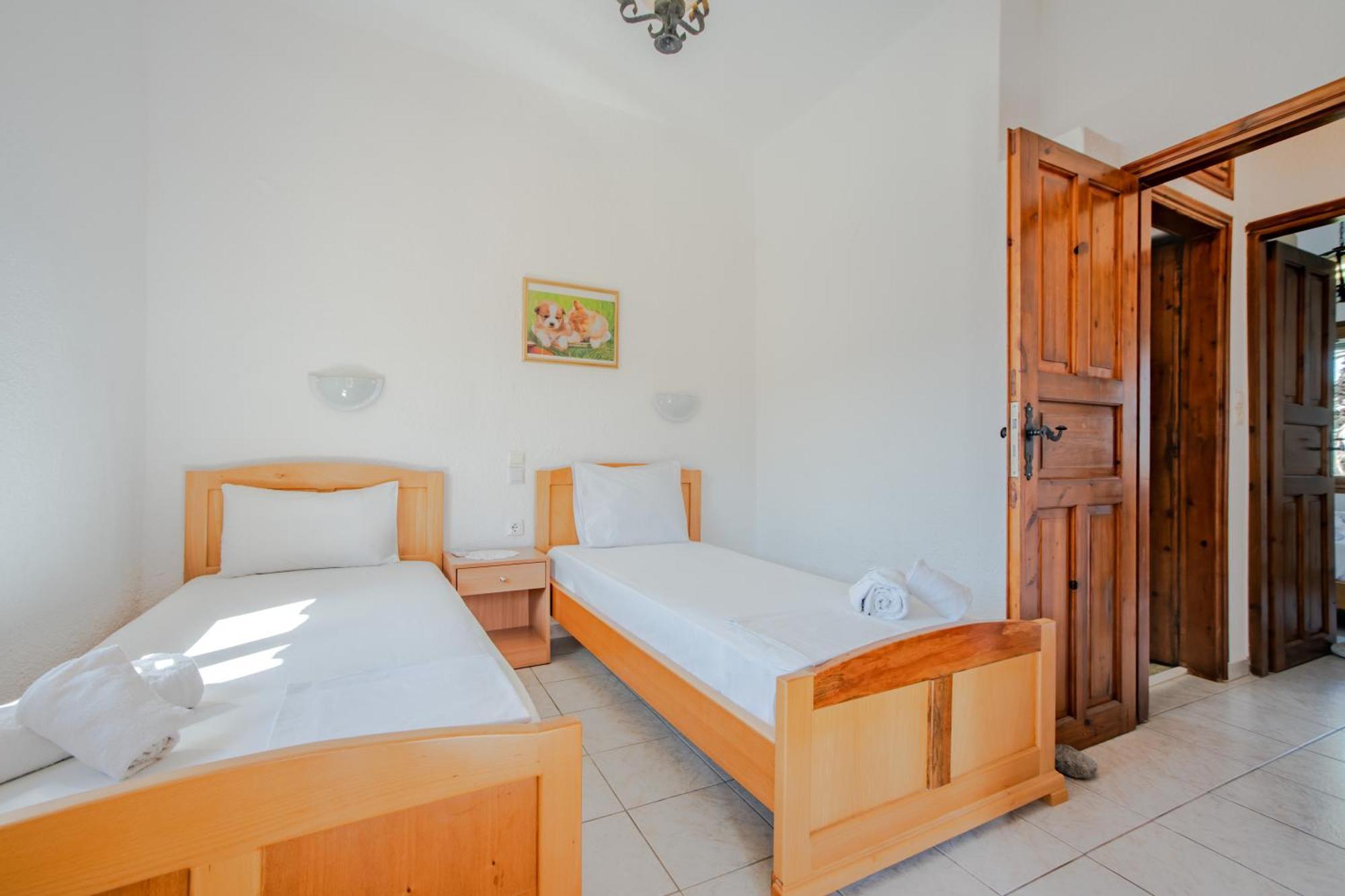 Athina Apartment *