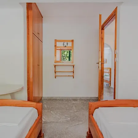 Athina Villas Istron Extérieur photo