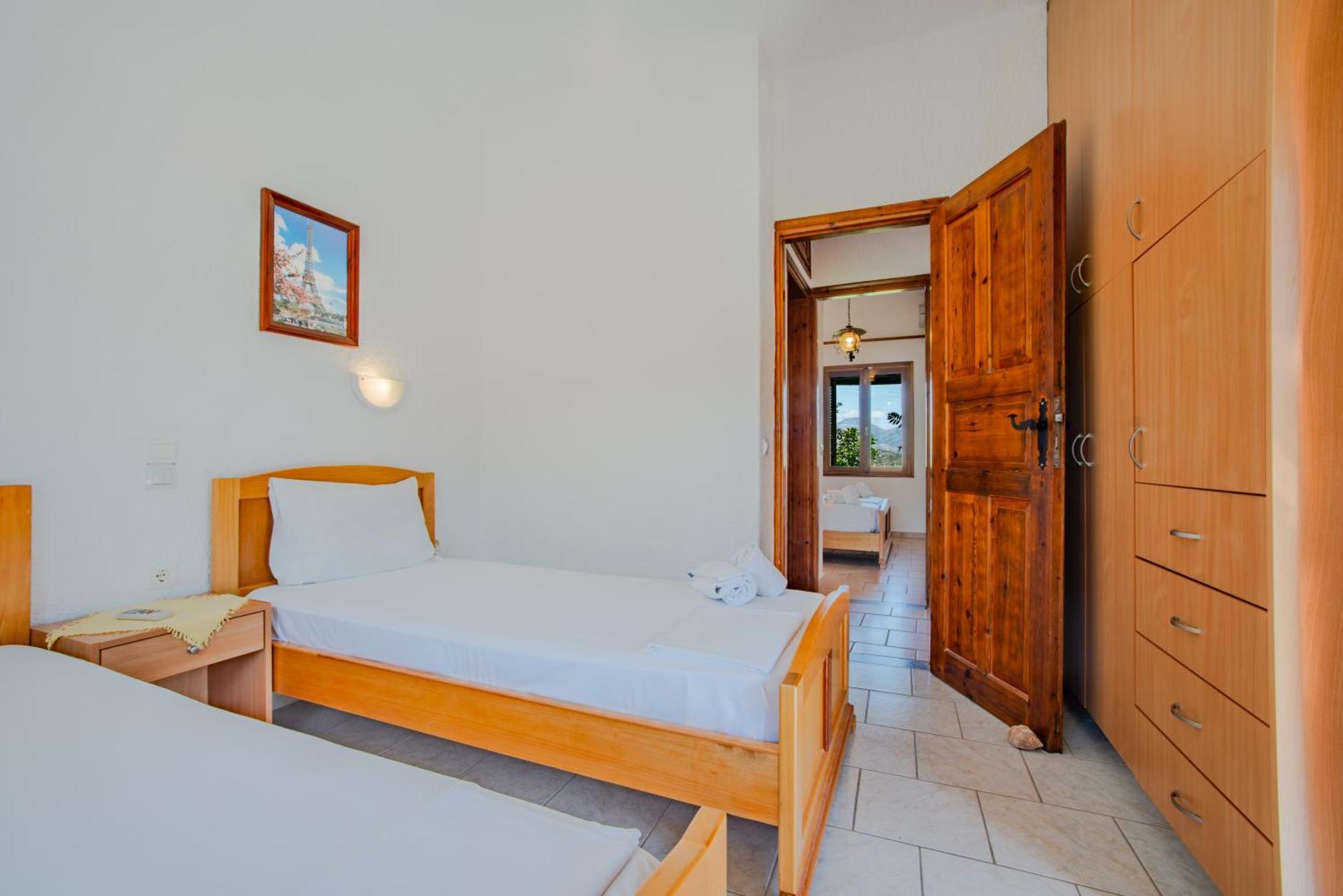 Athina Appartement Istron