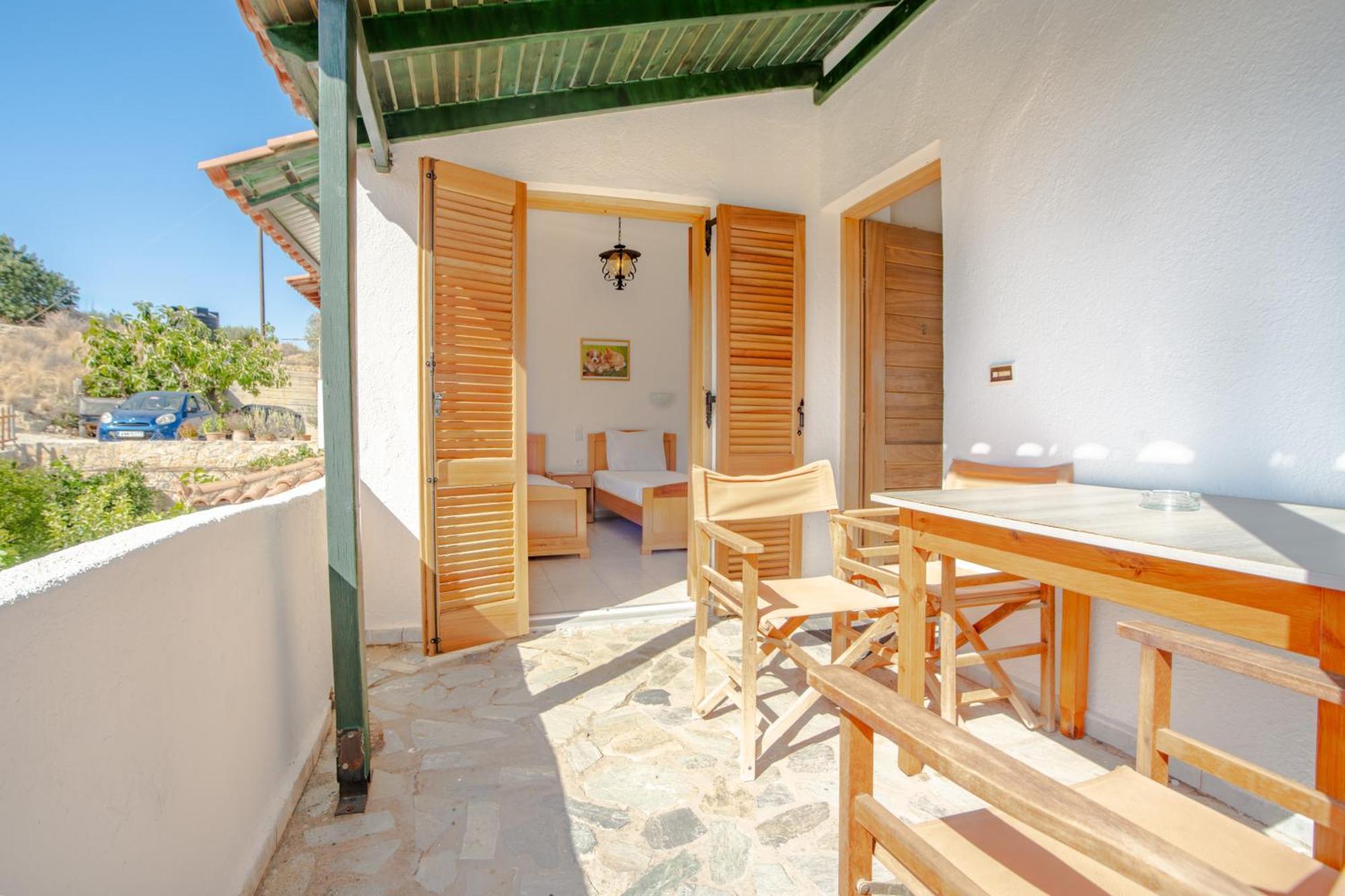 Appartement Athina Istron