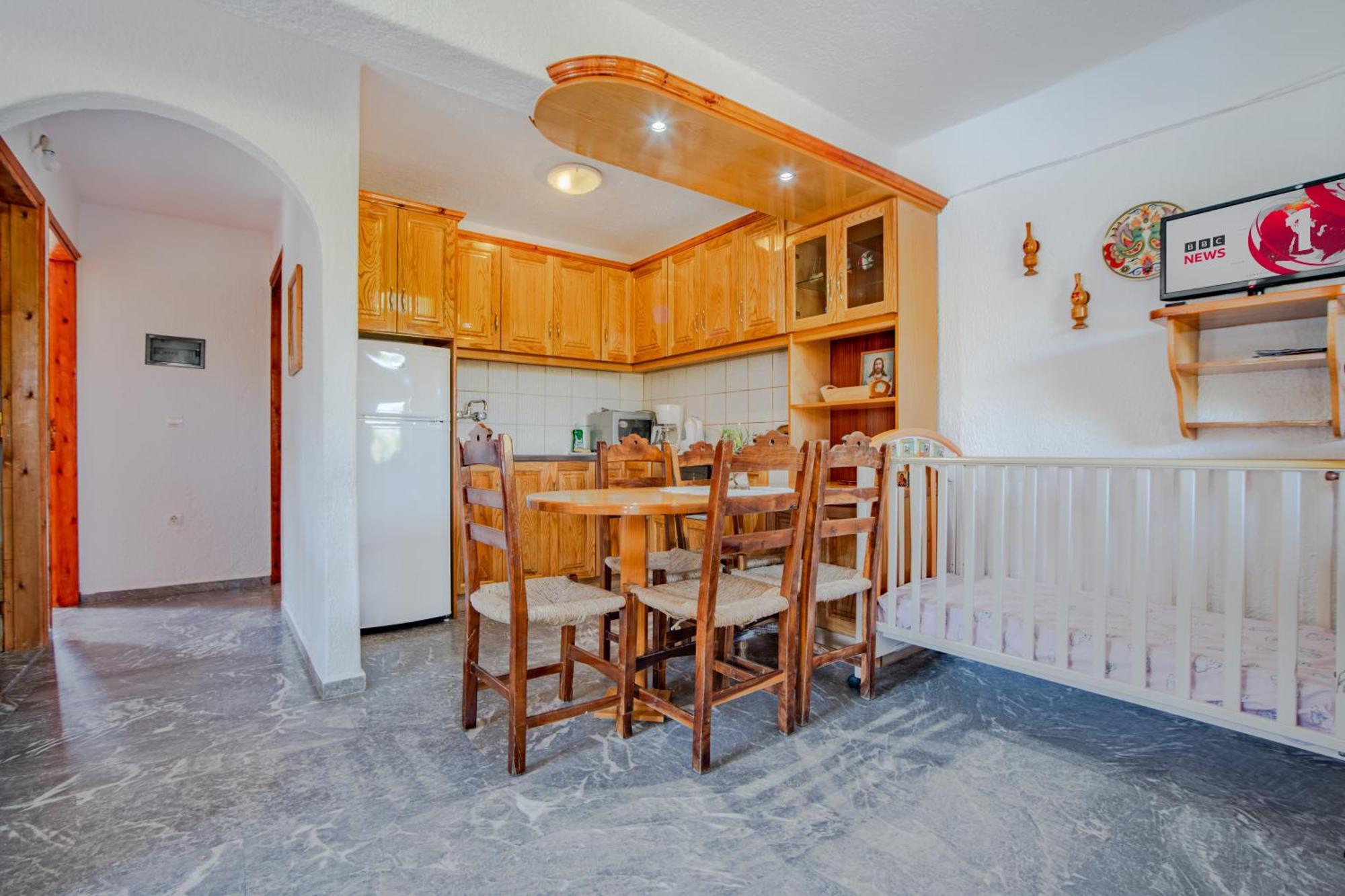 Appartement Athina Istron